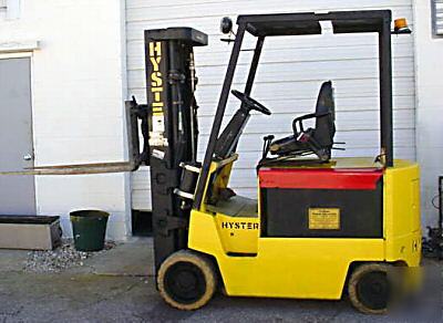 Hyster electric forklift 5000 lb,187