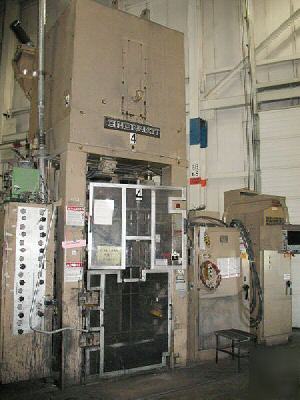 #9757 - 220 ton cincinnati 220-dc-6 powder metal press