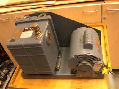 Welch duoseal 1402B-01 vacuum pump $2,595.84 list price