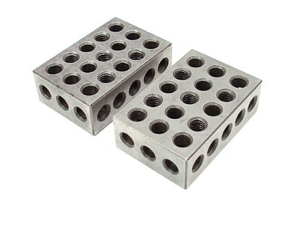 Pair of precision 1-2-3 univeral blocks