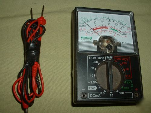Ac/dc voltage meter - analog meter