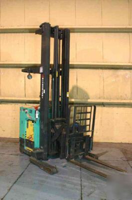 4000 lbs mitsubishi stand up forklift s/n 51382