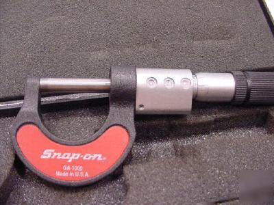 Snap on digital micrometer ga 1000 w/case for parts 