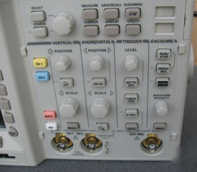 Tektronix TDS3012 digital phospor oscilloscope w/ probe