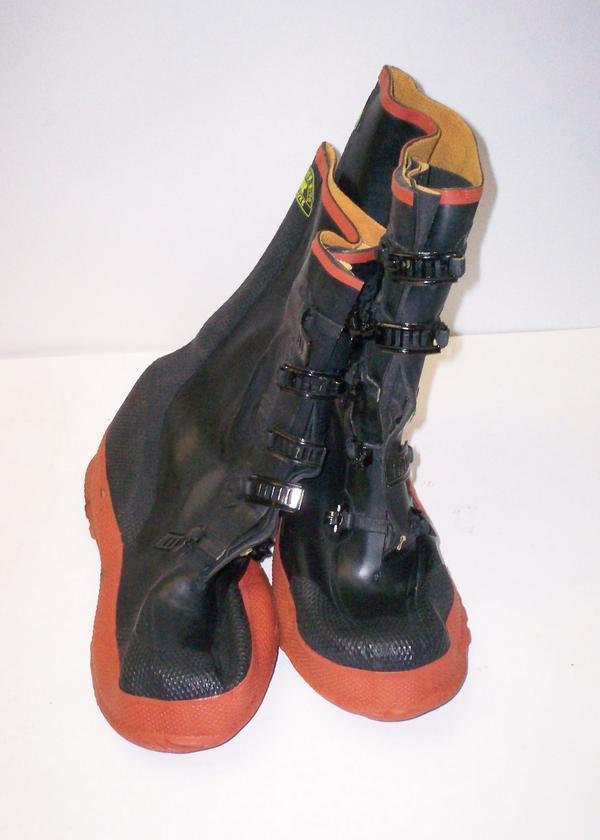 Weather rite snow rain boots rubber sz 8 size