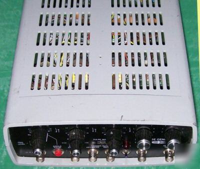 Systron donner pulse generator, model 100C, 10 mhz
