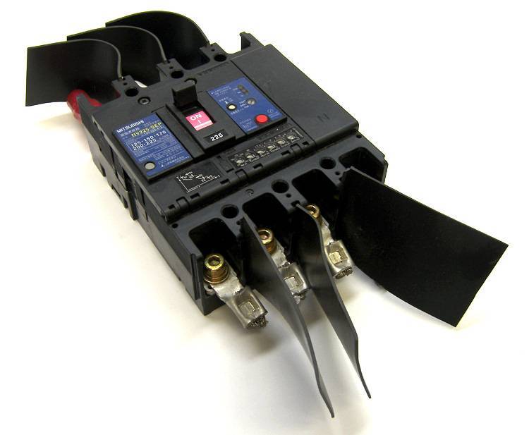 Mitsubishi NV225-sep 225 amps circuit breaker