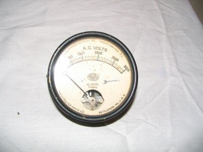 Roller smith co a.c. volt meter gauge 0-3000 type fa