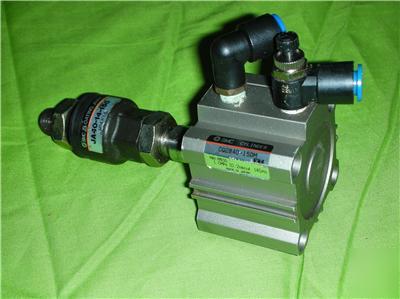 Smc pneumatic air compact cylinder CQ2B4015DM w/ joint