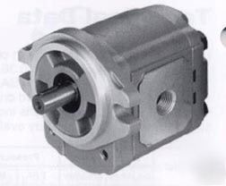 Hydraulic gear pump 1.83 cubic inch displacement