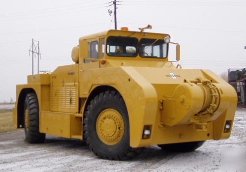 U30 oshkosh truck aircraft tug tow tractor cat diesel