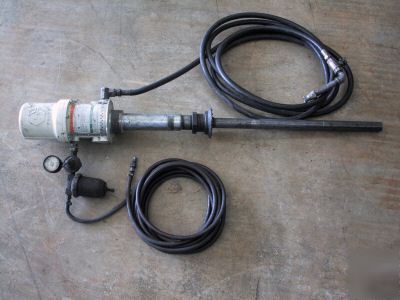 Graco fireball 300 203876 D05L 5:1 air operated pump