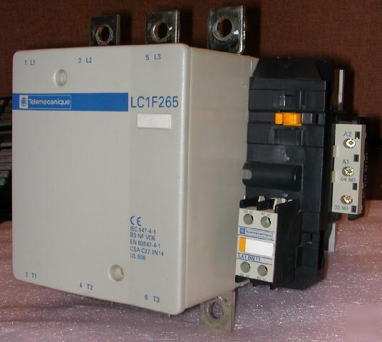 Telemecanique LC1F265 contactor 600VAC 265AMP.