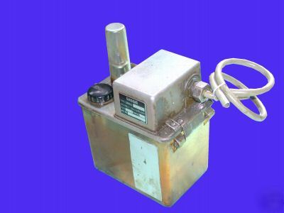 Showa automatic smd cyclic piston pump model SMD3-30