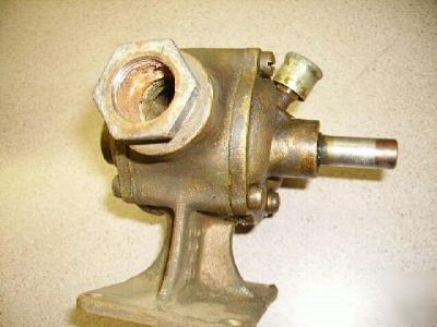 Bronze self priming rubber impeller pump 1