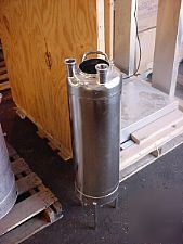 25 liter -6.6 gallon ss pressure tank 