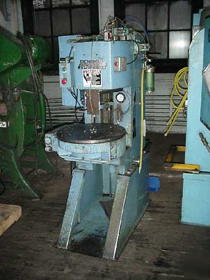 4TN hydraulic press, denison RO4 rotary table