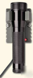 StrionÂ¿ ultra-compact rechargeable flashlight