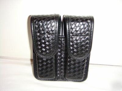 Bianchi accumold elite double mag pouch-.40CAL. glock