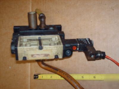 Norgren pneumatic valve 110V MK01DOA74ALJB air festo