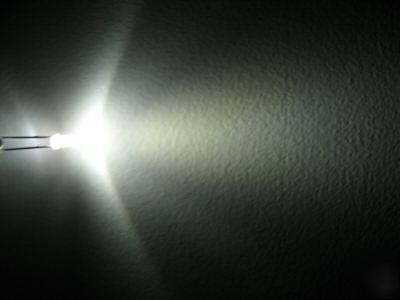 100 x 3MM white waterclear leds
