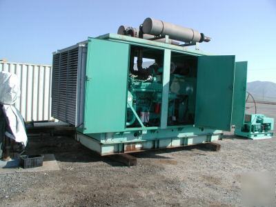 600KW onan diesel generator, 95 hours, cummins vta-28