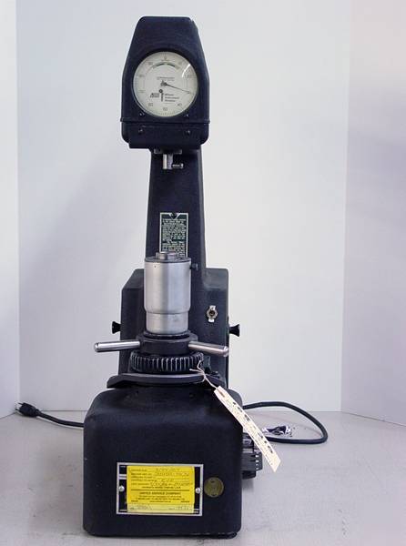 Wilson rockwell superficial hardness tester 3 js a rb