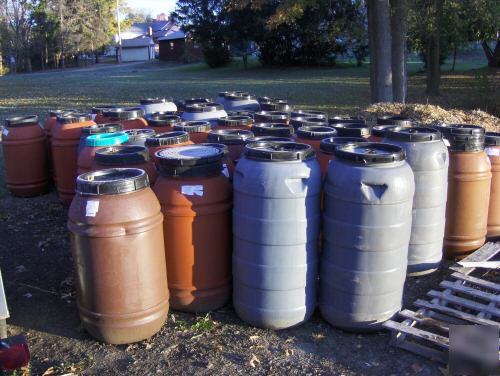 Food grade plastic barrels 25-55-65 gallon