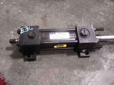New parker series 2H hydraulic cylinder 1.5