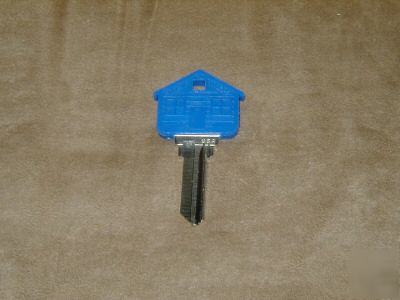 SC1 blue house key blank