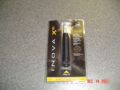 Inova X5 led tactical flashlight in black white leds