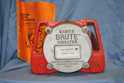 New martin brute model CCV4G-aw-2A vibrator 