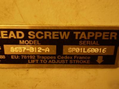 Aro pneumatic lead screw tapper 8657-B12-a