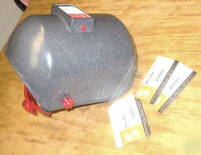 New welsh guard 8220 welding helmet with 3 lenses