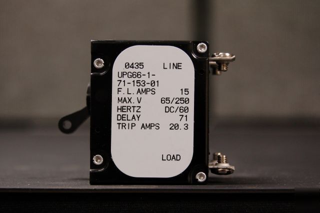 Airpax UPG66 circuit breaker f.l amps: 15 / trip 20.3