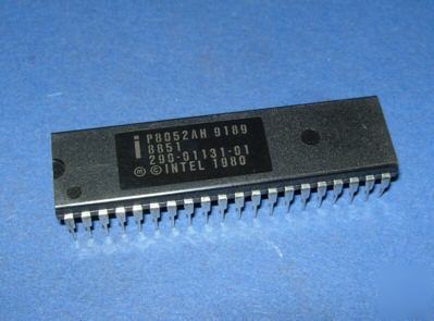 Intel P8259A-2 28-pin cpu vintage 8259N P8259