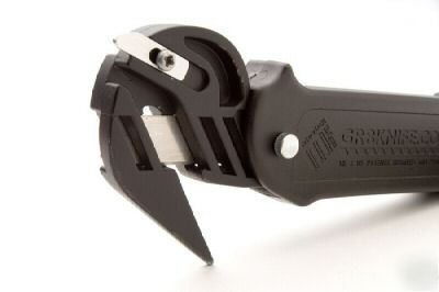 The GR8 dispo safety knife from moving edge