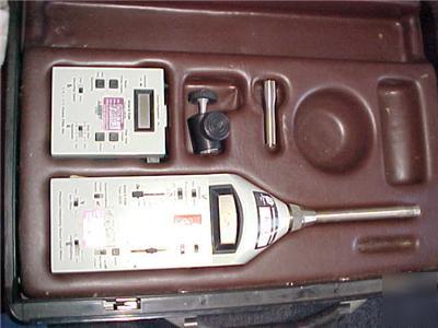Bruel & kjaer 2230 sound level w/octave filter set 1625