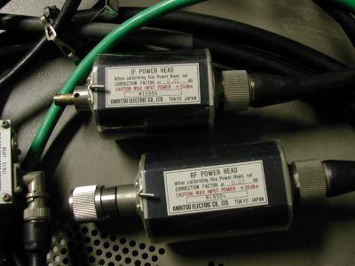 Anritsu microwave repeater test set me 717B
