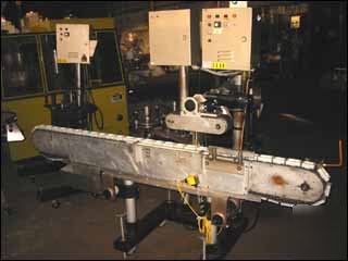 Avery wrap around labeler, model 500-4