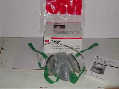 New 3M 7100S half facepiece respirator (small)