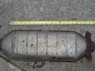 Scrap catalyic converter recycling