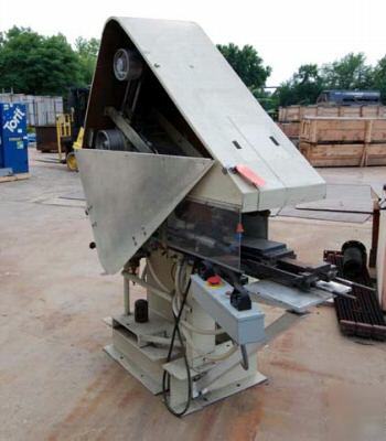 Bader/baldor belt grinder with automatic feed: 
