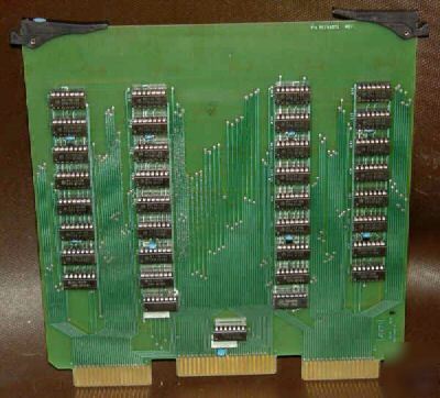 MC14016B ics 32 pieces mounted in ic sockets