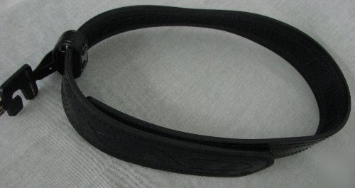 New police duty belt safariland size 34 black patent