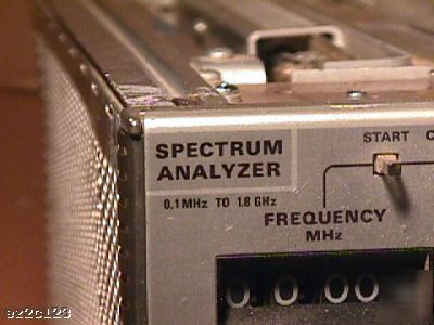 Tektronix spectrum analyzer 7L12 plugin module