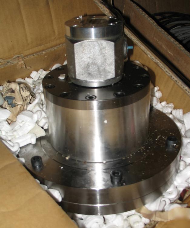 New kitagawa hydraulic chucking cylinder y-1225RN