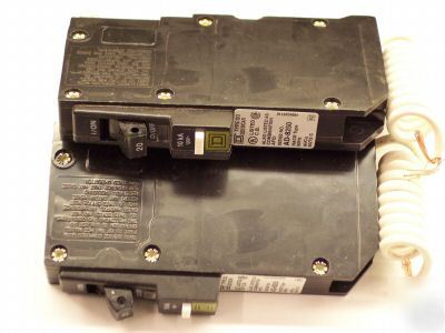 2 square d 20 amp arc-d-tect arc-fault circuit breakers