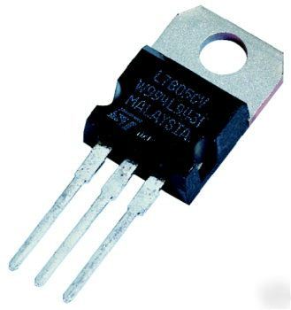 78T05 type voltage regulator 5V - 3 amp - nos