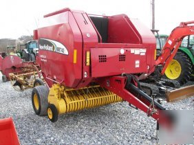 New 157: holland BR740A round baler for tractors